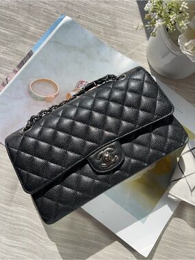 CHANEL Caviar Quilted Medium Double Flap Black Silver